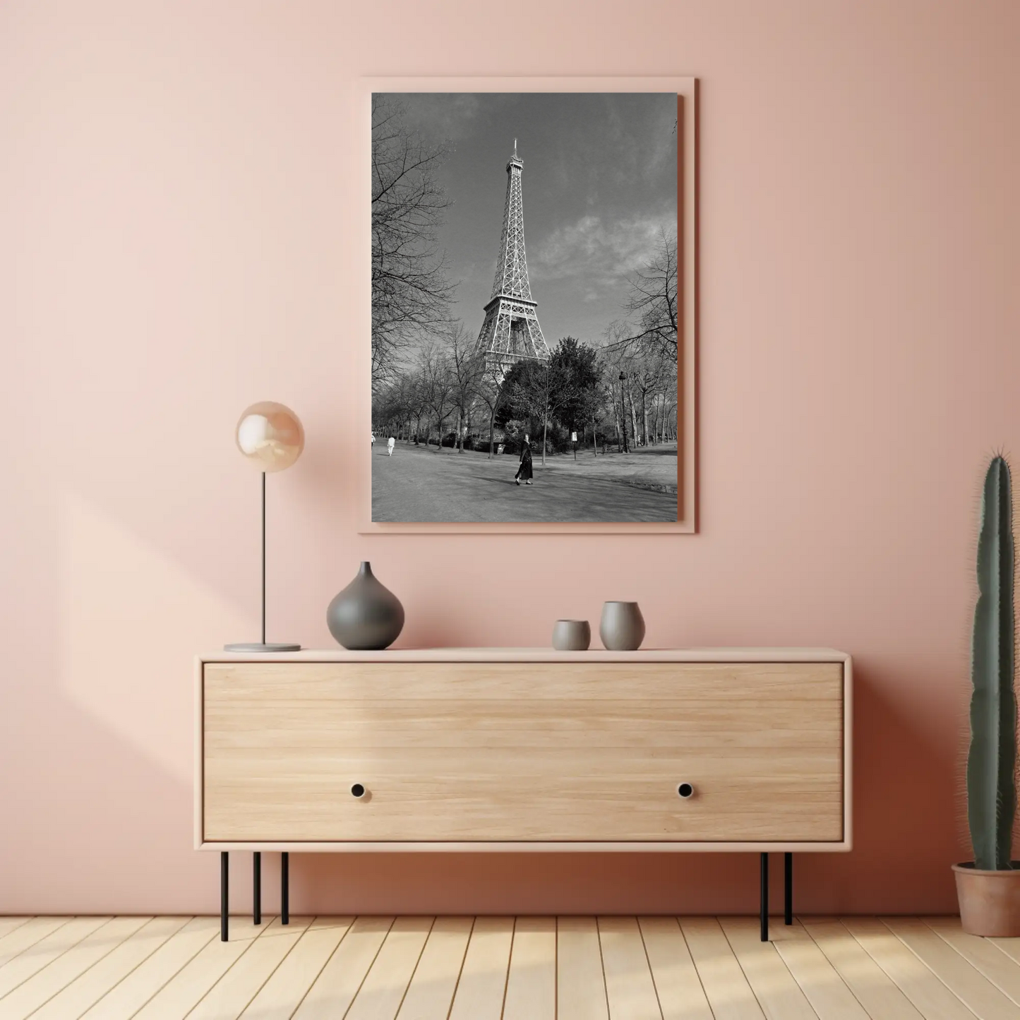 Eiffel Tower – Black and White Photography