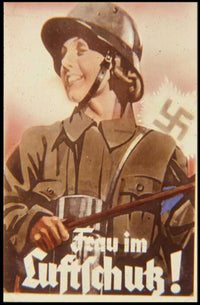 Frau im Luftschutz Poster PosterGoat