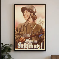 Frau im Luftschutz Poster PosterGoat