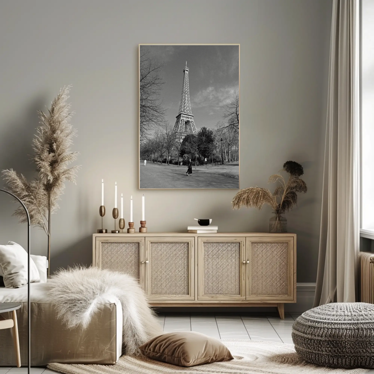 Eiffel Tower – Black and White Photography