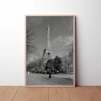 Eiffel Tower – Black and White Photography