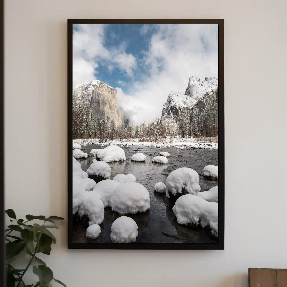 Winter Wonderland in Tranquil Yosemite National Park Poster